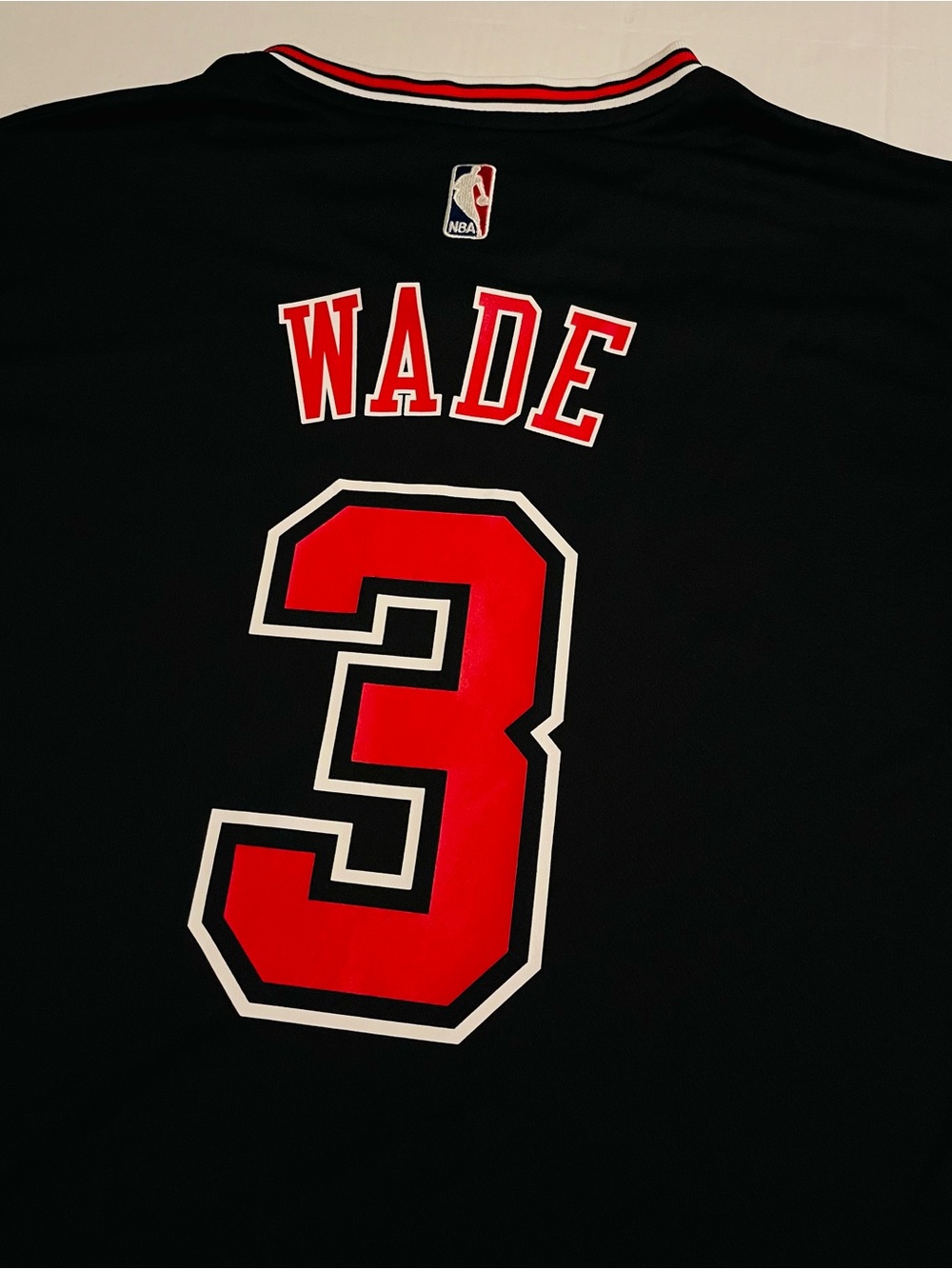 RARE Adidas 2016 Chicago Bulls Dwayne Wade Sleeved Alternate Jersey Shirt LARGE - Picture 2 of 10